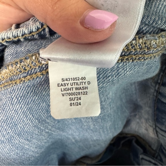 Gap 4" Mid Rise Denim Utility Shorts Jean denim - Picture 9 of 9